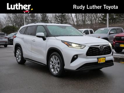 2023 Toyota Highlander Minneapolis MN