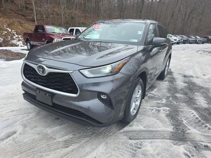 2024 Toyota Highlander Oak Hill WV
