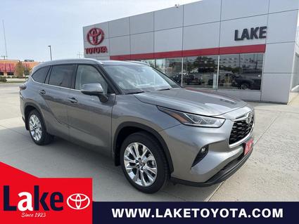 2025 Toyota Highlander Devils Lake ND