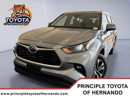 2023 Toyota Highlander Hernando MS
