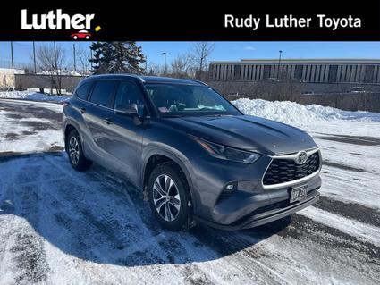 2024 Toyota Highlander Minneapolis MN