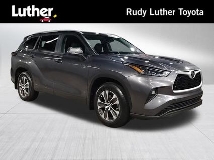 2024 Toyota Highlander Minneapolis MN