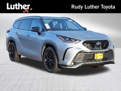 2025 Toyota Highlander Minneapolis MN