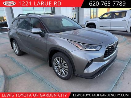 2026 Toyota Highlander Garden City KS