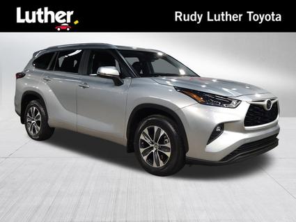 2024 Toyota Highlander Minneapolis MN