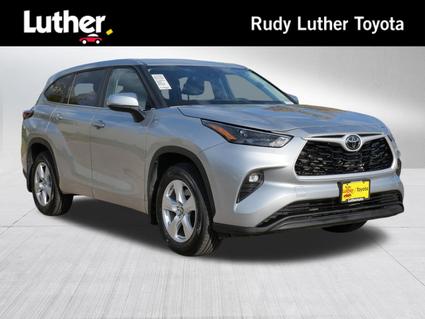 2024 Toyota Highlander Minneapolis MN