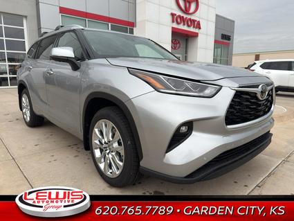 2025 Toyota Highlander Garden City KS