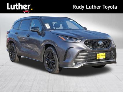 2025 Toyota Highlander Minneapolis MN