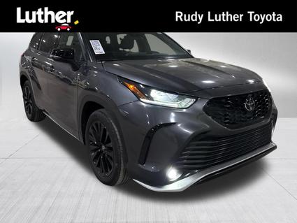 2025 Toyota Highlander Minneapolis MN