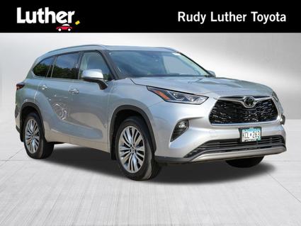 2023 Toyota Highlander Minneapolis MN