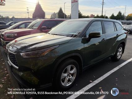 2023 Toyota Highlander  2023 Toyota Highlander Vero Beach FL
