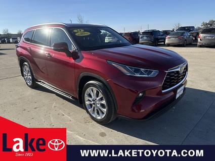 2024 Toyota Highlander Devils Lake ND