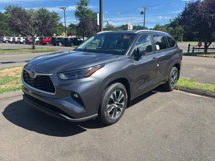 2025 Toyota Highlander Manchester CT
