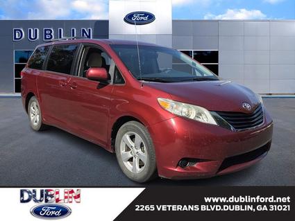 2014 Toyota Sienna Dublin GA