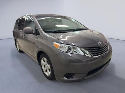 2015 Toyota Sienna Brunswick OH