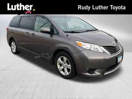 2014 Toyota Sienna Minneapolis MN