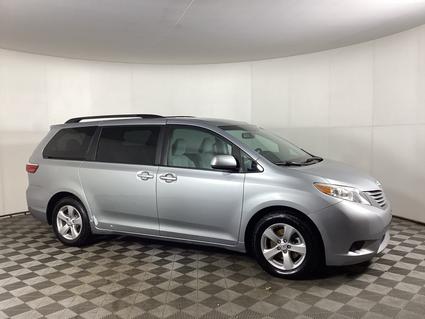 2015 Toyota Sienna Grandville MI