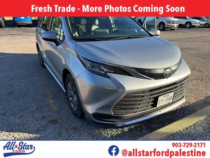 2021 Toyota Sienna Palestine TX