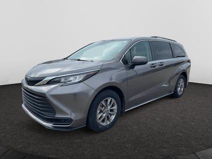 2022 Toyota Sienna Saltillo MS