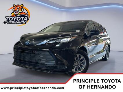 2022 Toyota Sienna Hernando MS
