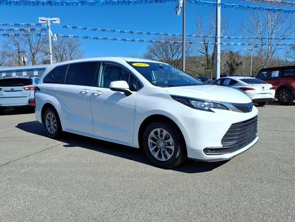 2024 Toyota Sienna Charleston WV