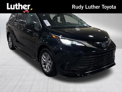 2024 Toyota Sienna Minneapolis MN