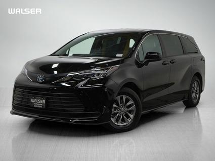 2025 Toyota Sienna Minneapolis MN