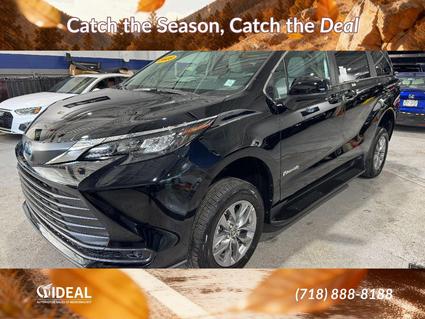 2025 Toyota Sienna Bensonhurst NY