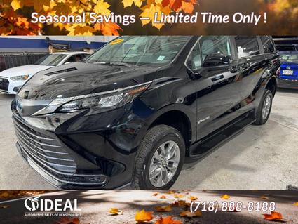 2025 Toyota Sienna Bensonhurst NY