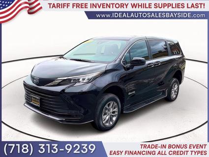 2025 Toyota Sienna Bayside NY