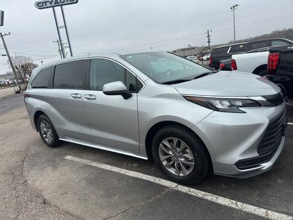 2024 Toyota Sienna Memphis TN