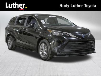 2025 Toyota Sienna Minneapolis MN