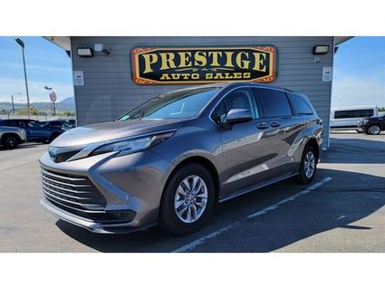 2023 Toyota Sienna Spearfish SD