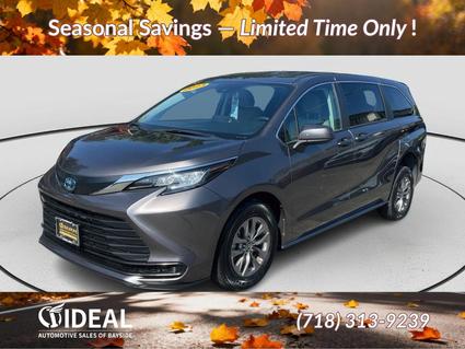 2023 Toyota Sienna Bayside NY