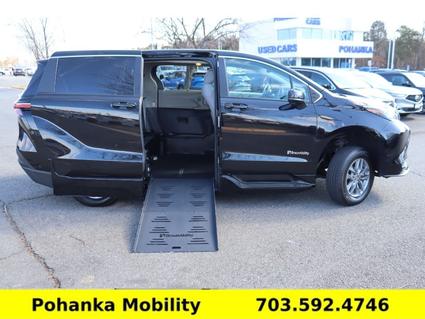 2022 Toyota Sienna Hybrid Chantilly VA