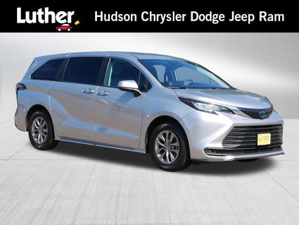2021 Toyota Sienna Hudson WI