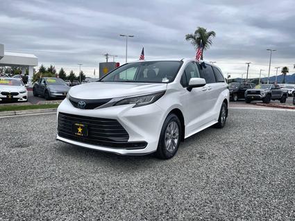 2023 Toyota Sienna Salinas CA