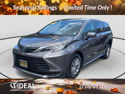 2023 Toyota Sienna Hybrid Bayside NY