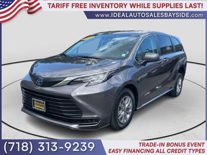 2023 Toyota Sienna Hybrid Bayside NY