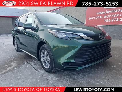 2026 Toyota Sienna Topeka KS