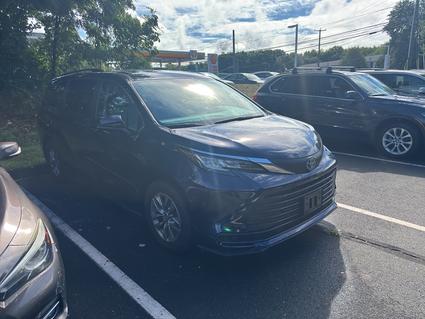 2023 Toyota Sienna Manchester CT