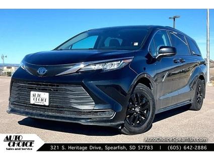 2023 Toyota Sienna Spearfish SD