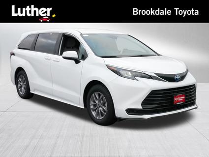 2025 Toyota Sienna Minneapolis MN