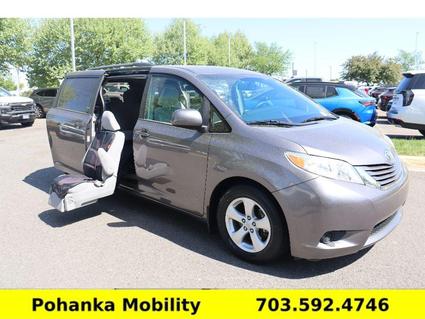 2017 Toyota Sienna Chantilly VA