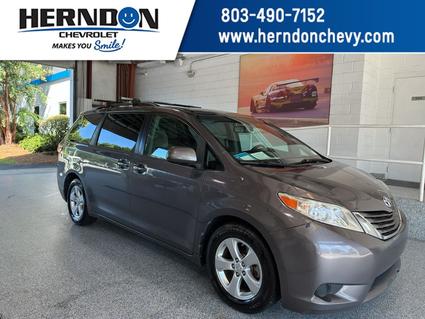 2017 Toyota Sienna Lexington SC