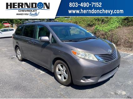 2017 Toyota Sienna Lexington SC