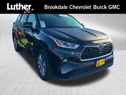 2021 Toyota Highlander Hybrid Minneapolis MN