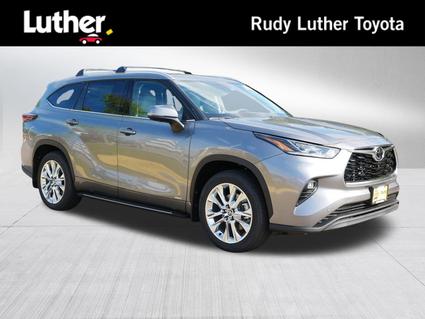2025 Toyota Highlander Hybrid Minneapolis MN