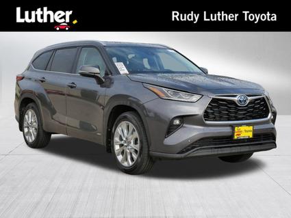 2023 Toyota Highlander Hybrid Minneapolis MN