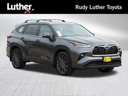 2022 Toyota Highlander Hybrid Minneapolis MN